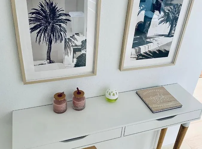 Fashion Armonia, Heated Pool